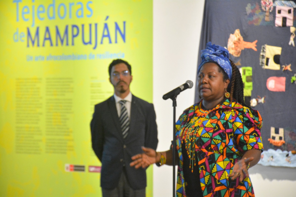  La Embajada de Colombia realiza el lanzamiento de exposición de las Tejedoras de Mampuján en conjunto con el Museo Lugar de la Memoria, la Tolerancia y la Inclusión Social del Perú LUM